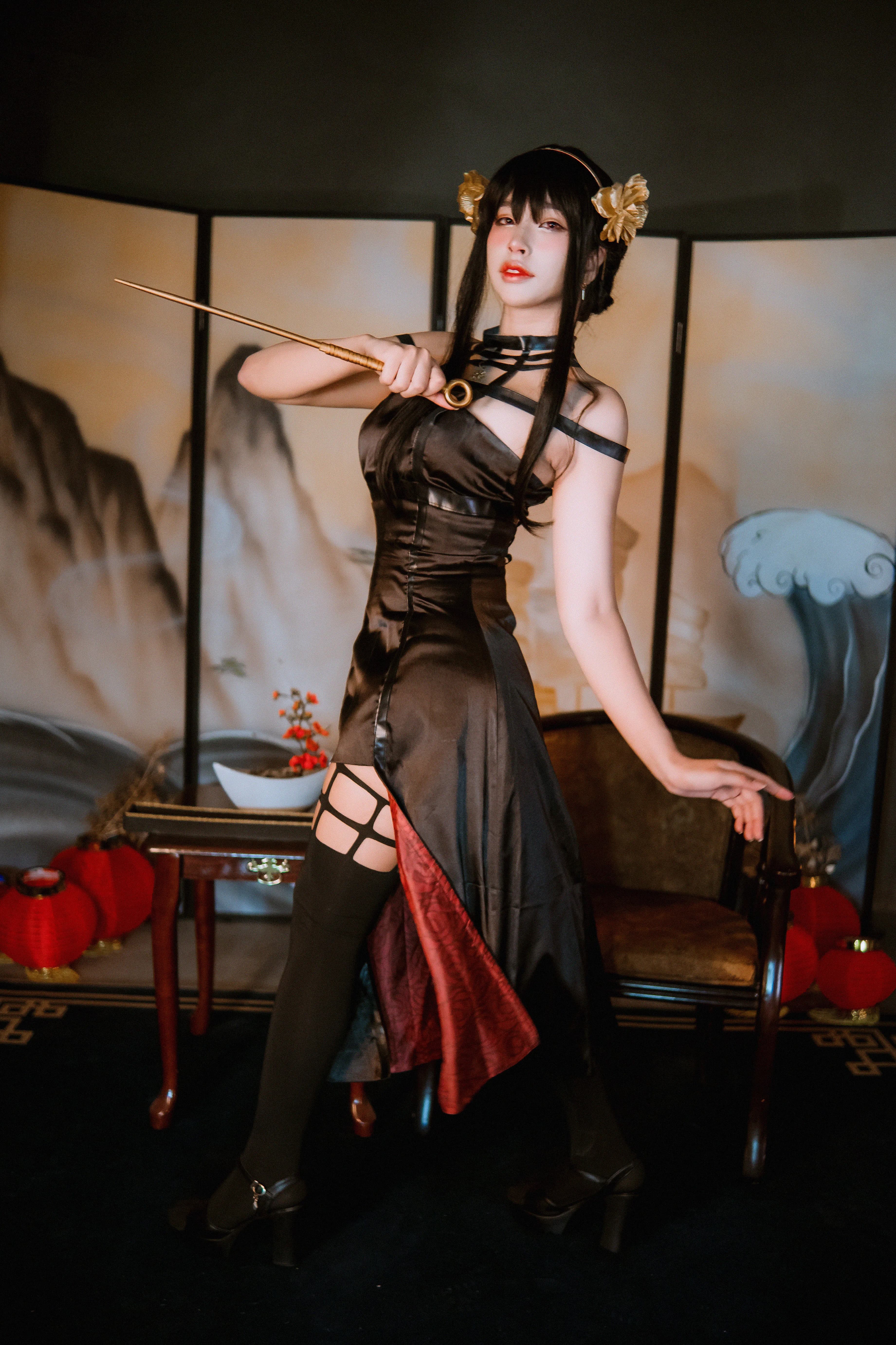 Spy x Family: The Thorn Princess Revealed - Image 6